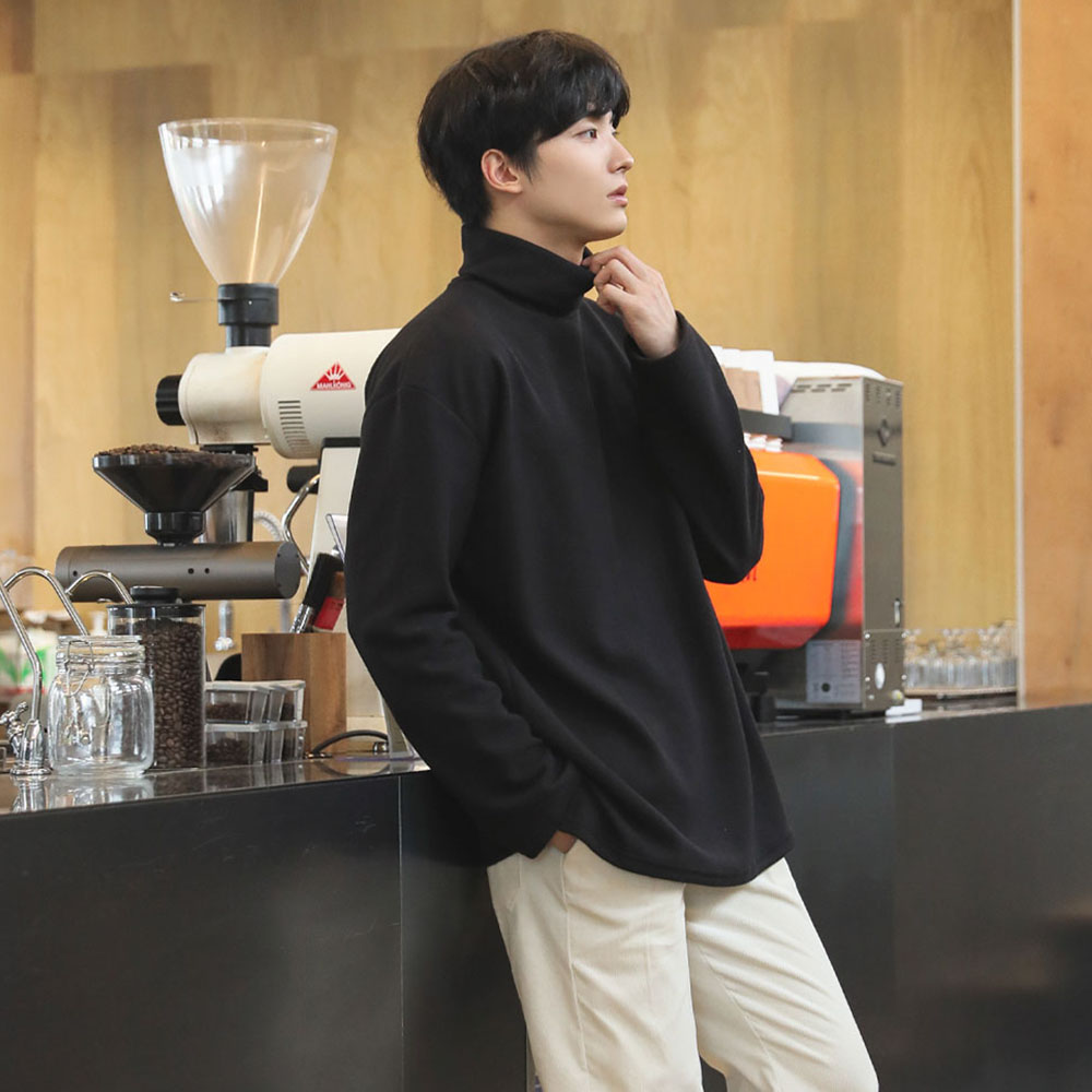 포근한 오버핏 후리스 폴라